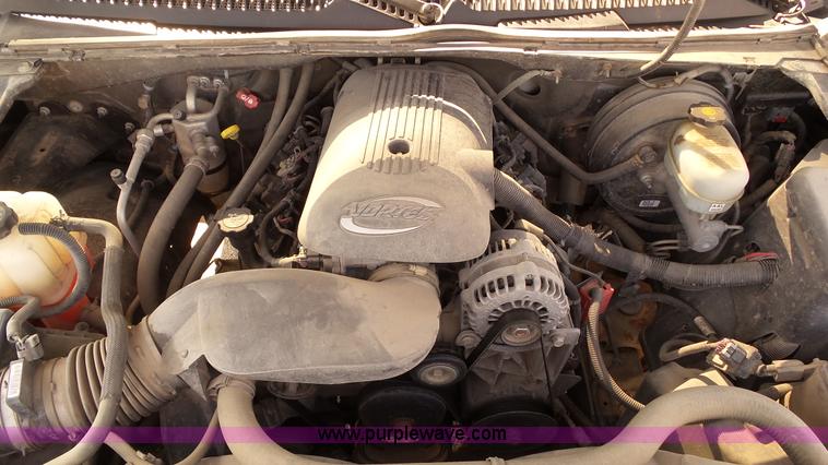 image for item J4959 2006 Chevrolet Silverado 1500 pickup truck