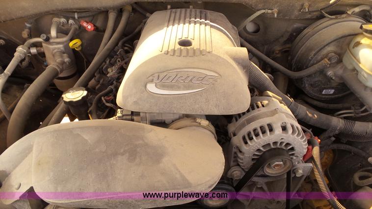 image for item J4959 2006 Chevrolet Silverado 1500 pickup truck