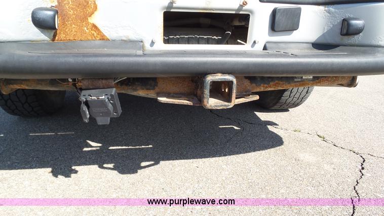 image for item J4959 2006 Chevrolet Silverado 1500 pickup truck