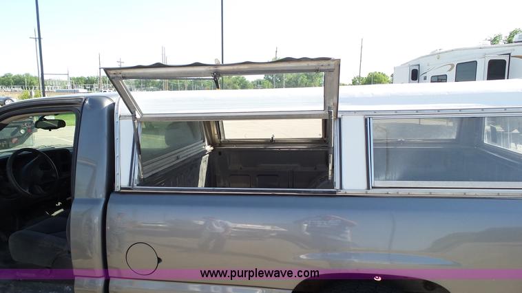 image for item J4959 2006 Chevrolet Silverado 1500 pickup truck