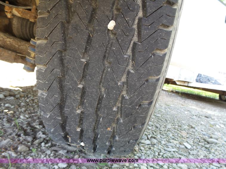 image for item J4967 2001 Chevrolet Blazer LS SUV