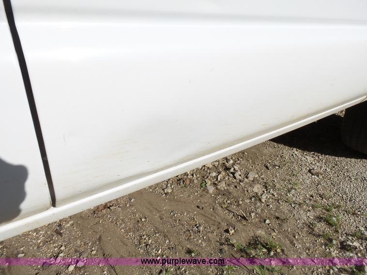 image for item J4967 2001 Chevrolet Blazer LS SUV