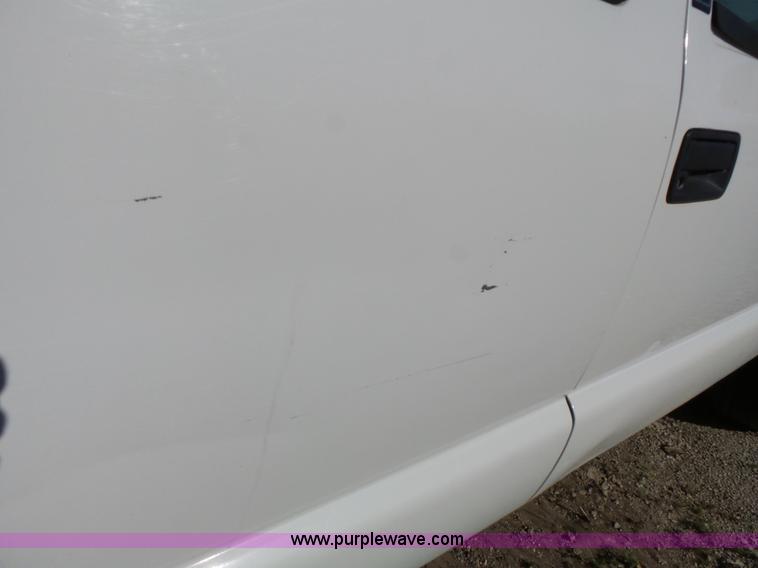 image for item J4967 2001 Chevrolet Blazer LS SUV