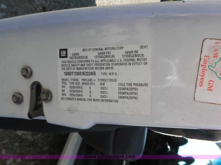 image for item J4967 2001 Chevrolet Blazer LS SUV