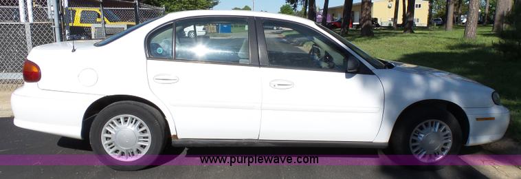 image for item J4971 2003 Chevrolet Malibu