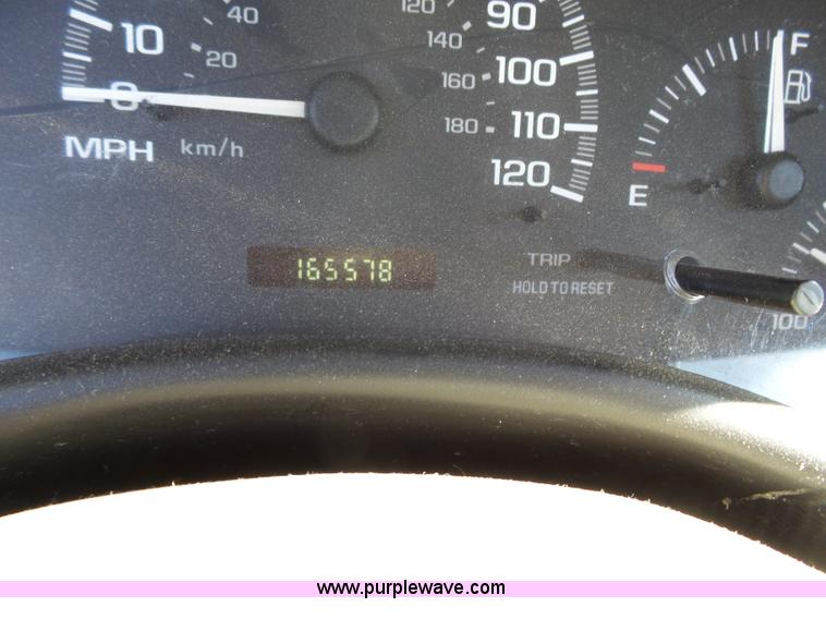 image for item J4971 2003 Chevrolet Malibu