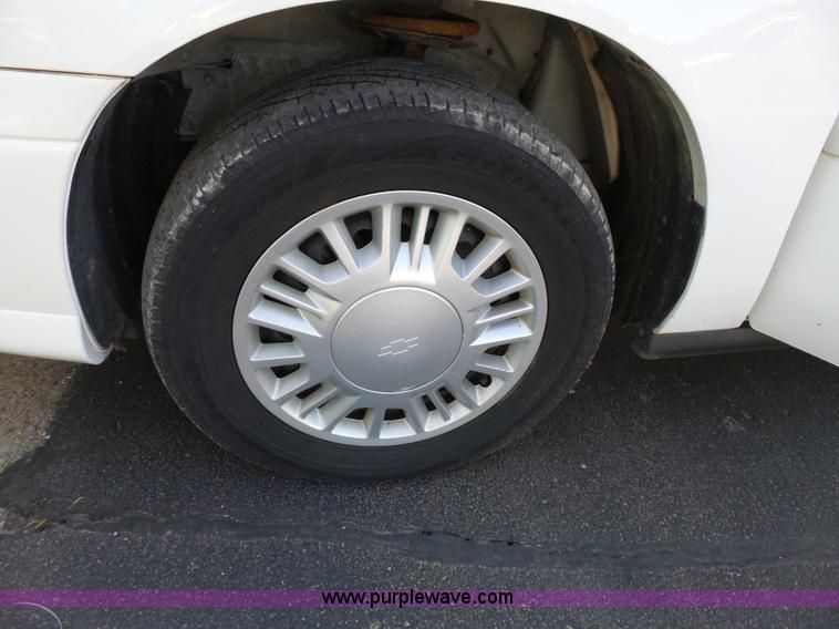 image for item J4971 2003 Chevrolet Malibu