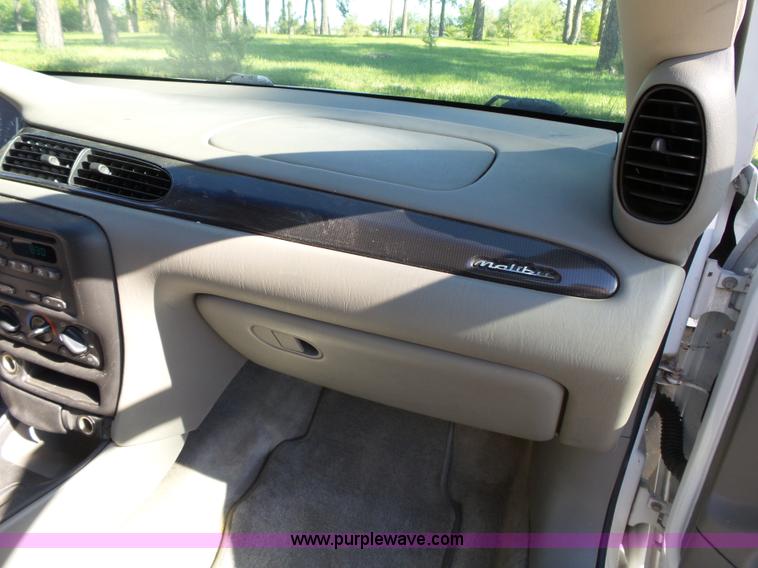 image for item J4971 2003 Chevrolet Malibu