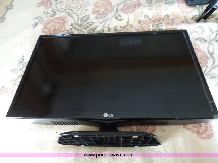 image for item J4974 2008 Montana Mountaineer camper