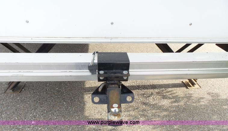 image for item J4974 2008 Montana Mountaineer camper