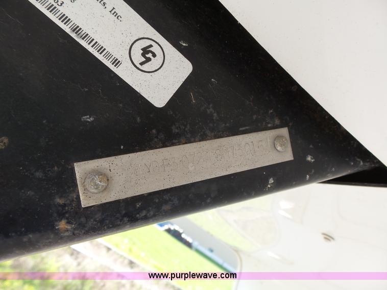 image for item J4974 2008 Montana Mountaineer camper