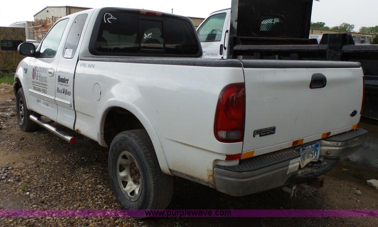 image for item K4170 1999 Ford F250 pickup truck