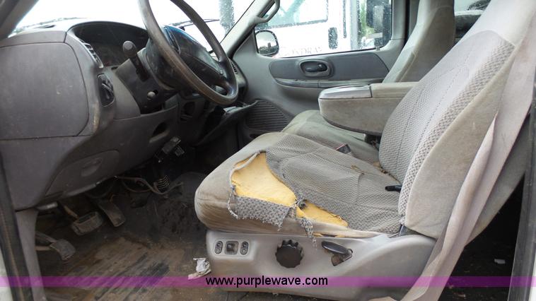 image for item K4170 1999 Ford F250 pickup truck