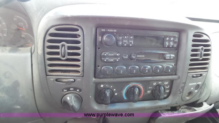 image for item K4170 1999 Ford F250 pickup truck