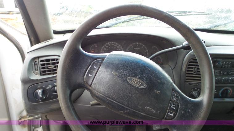 image for item K4170 1999 Ford F250 pickup truck