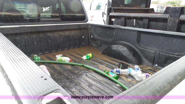 image for item K4170 1999 Ford F250 pickup truck