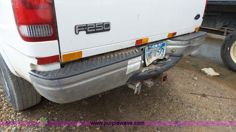 image for item K4170 1999 Ford F250 pickup truck
