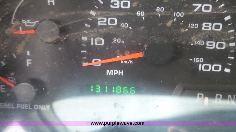 image for item K4171 2003 Ford F550 Super Duty flatbed dump pickup truck