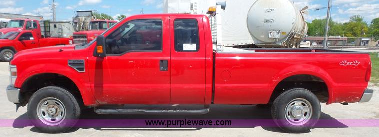 image for item K4520 2010 Ford F250 Super Duty SuperCab pickup truck