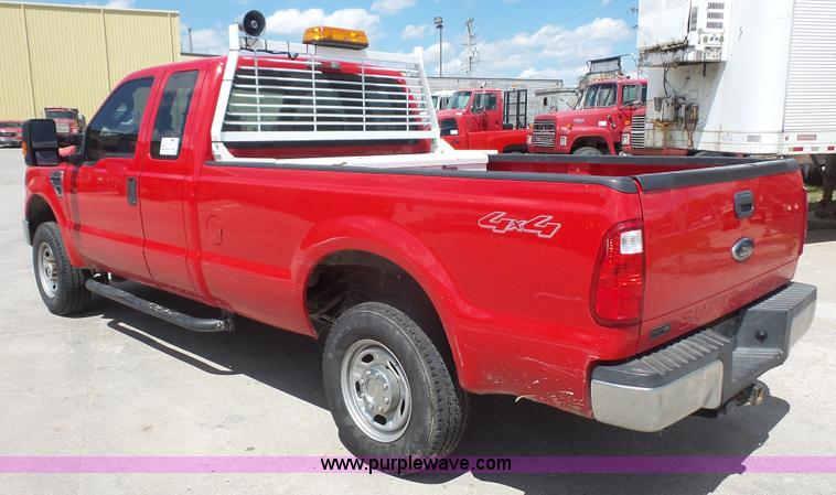 image for item K4520 2010 Ford F250 Super Duty SuperCab pickup truck