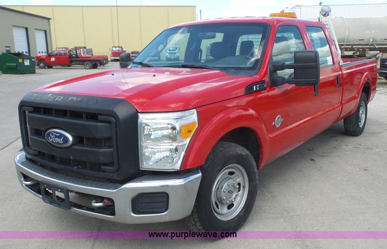 image for item K4521 2011 Ford F250 Super Duty Crew Cab pickup truck