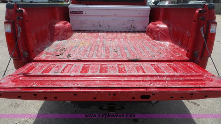 image for item K4521 2011 Ford F250 Super Duty Crew Cab pickup truck