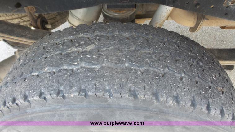 image for item K4521 2011 Ford F250 Super Duty Crew Cab pickup truck