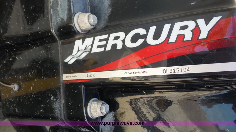 image for item K4723 2001 Mariah boat