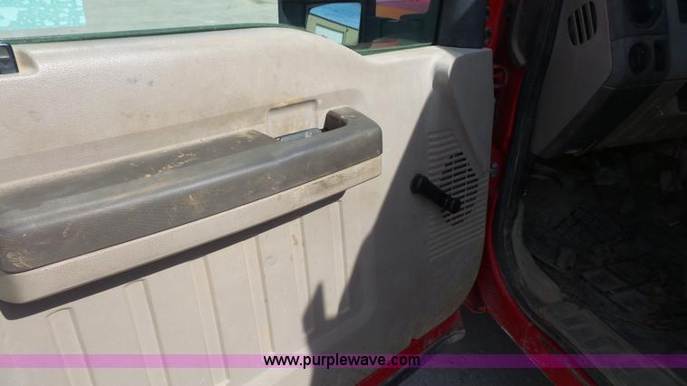 image for item K5097 2008 Ford F250 Super Duty Crew Cab pickup truck
