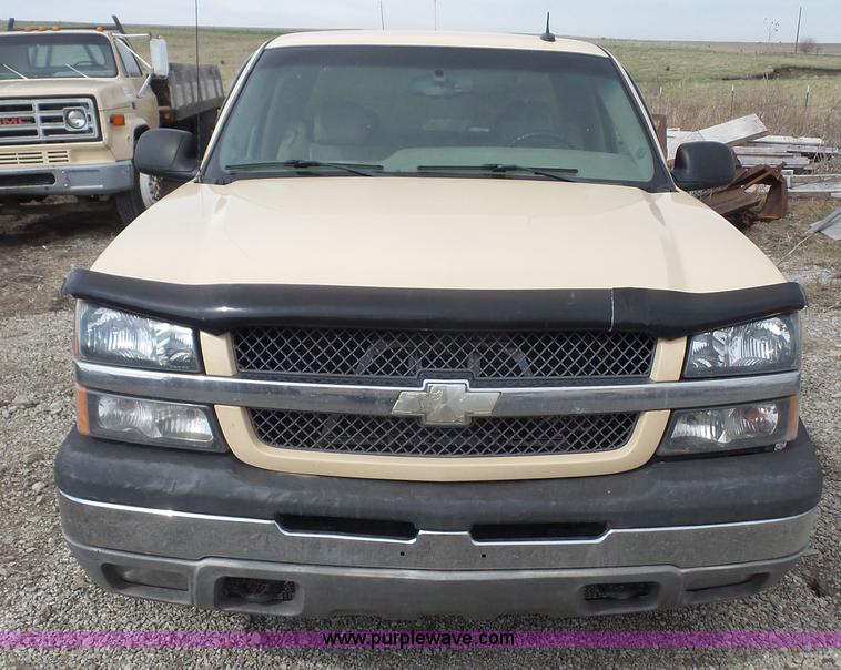 image for item K5193 2003 Chevrolet Silverado 1500 Ext. Cab pickup truck