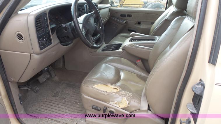 image for item K5193 2003 Chevrolet Silverado 1500 Ext. Cab pickup truck