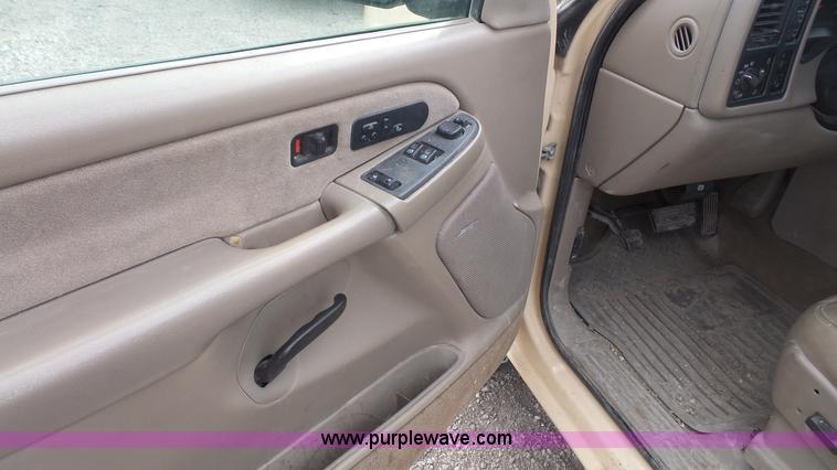 image for item K5193 2003 Chevrolet Silverado 1500 Ext. Cab pickup truck