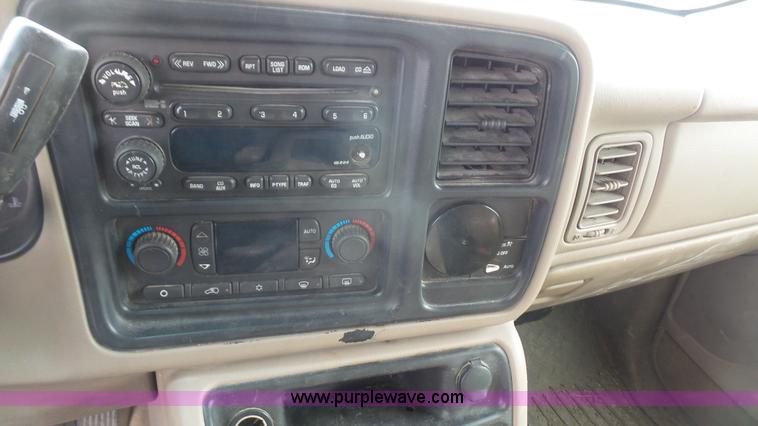 image for item K5193 2003 Chevrolet Silverado 1500 Ext. Cab pickup truck