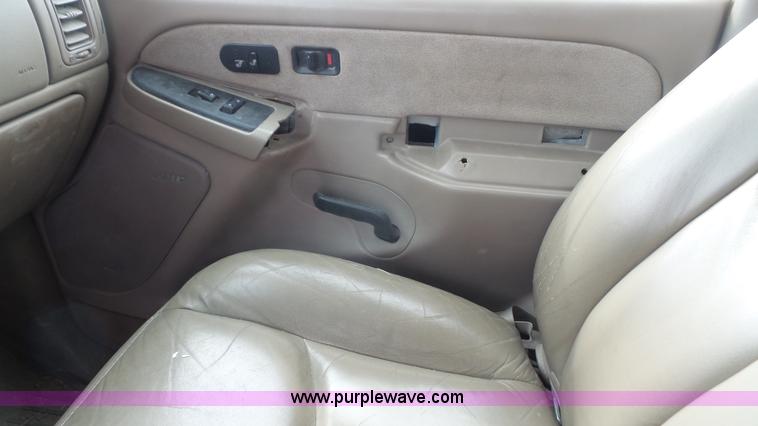 image for item K5193 2003 Chevrolet Silverado 1500 Ext. Cab pickup truck