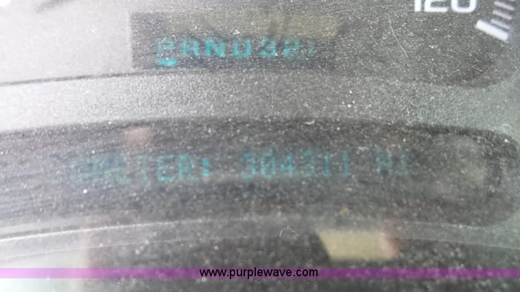 image for item K5193 2003 Chevrolet Silverado 1500 Ext. Cab pickup truck