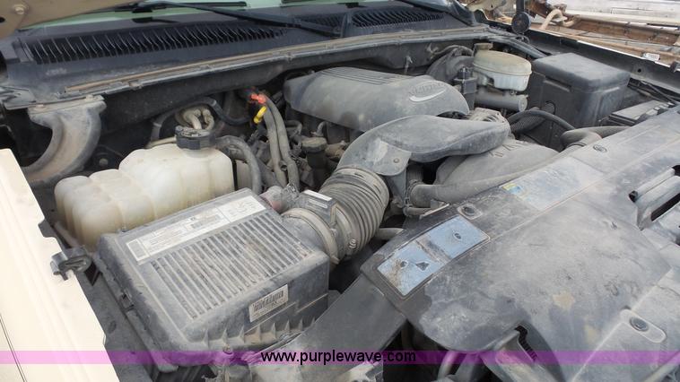 image for item K5193 2003 Chevrolet Silverado 1500 Ext. Cab pickup truck