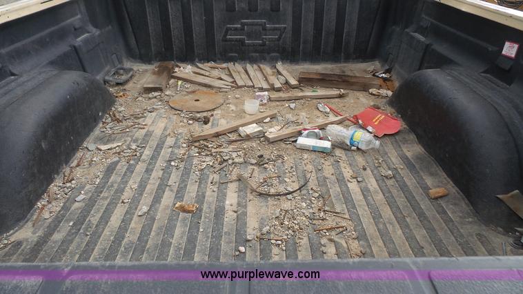 image for item K5193 2003 Chevrolet Silverado 1500 Ext. Cab pickup truck