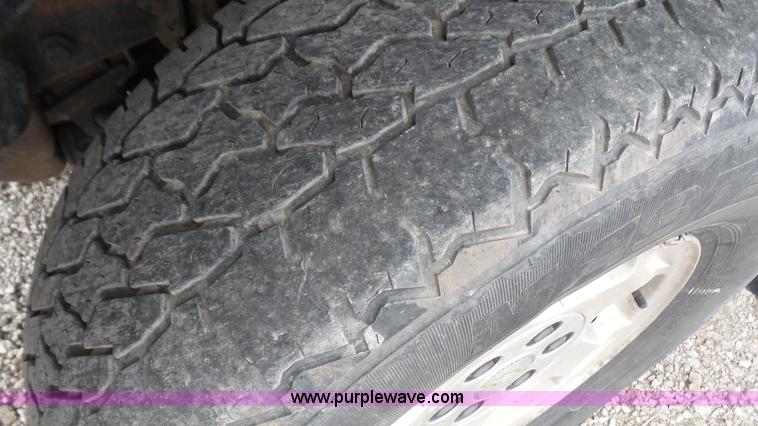 image for item K5193 2003 Chevrolet Silverado 1500 Ext. Cab pickup truck