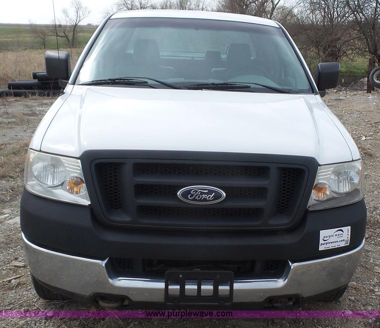image for item K5197 2005 Ford F150 SuperCab pickup truck