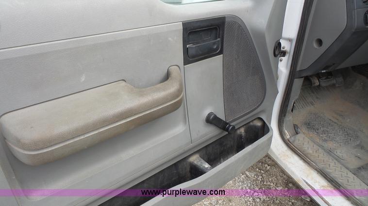 image for item K5197 2005 Ford F150 SuperCab pickup truck