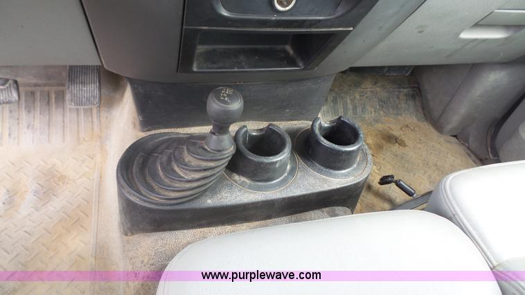 image for item K5197 2005 Ford F150 SuperCab pickup truck