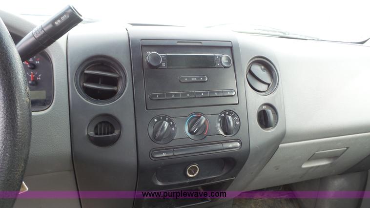 image for item K5197 2005 Ford F150 SuperCab pickup truck