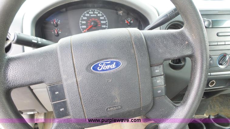 image for item K5197 2005 Ford F150 SuperCab pickup truck