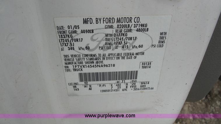 image for item K5197 2005 Ford F150 SuperCab pickup truck