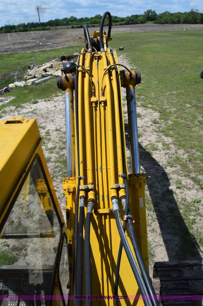 image for item K6698 1985 John Deere 490 excavator