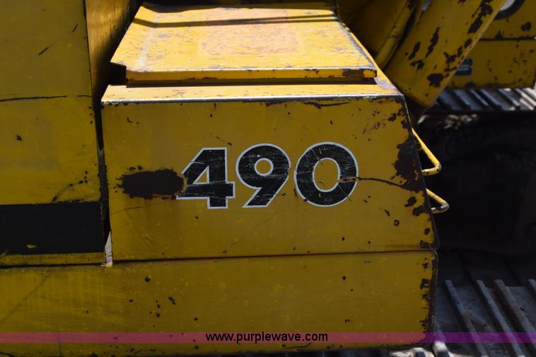 image for item K6698 1985 John Deere 490 excavator