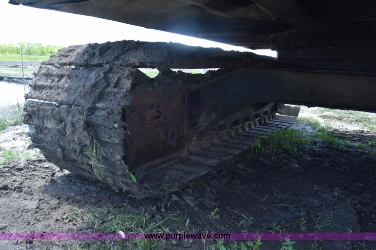 image for item K6698 1985 John Deere 490 excavator