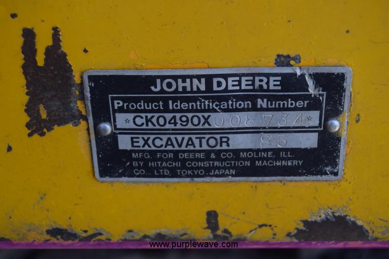 image for item K6698 1985 John Deere 490 excavator