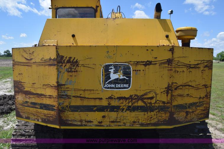 image for item K6698 1985 John Deere 490 excavator