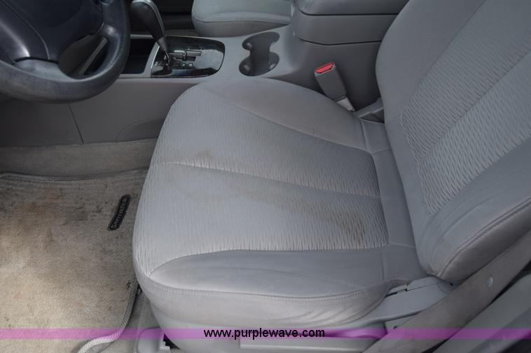 image for item K6711 2007 Hyundai Santa Fe GLS SUV